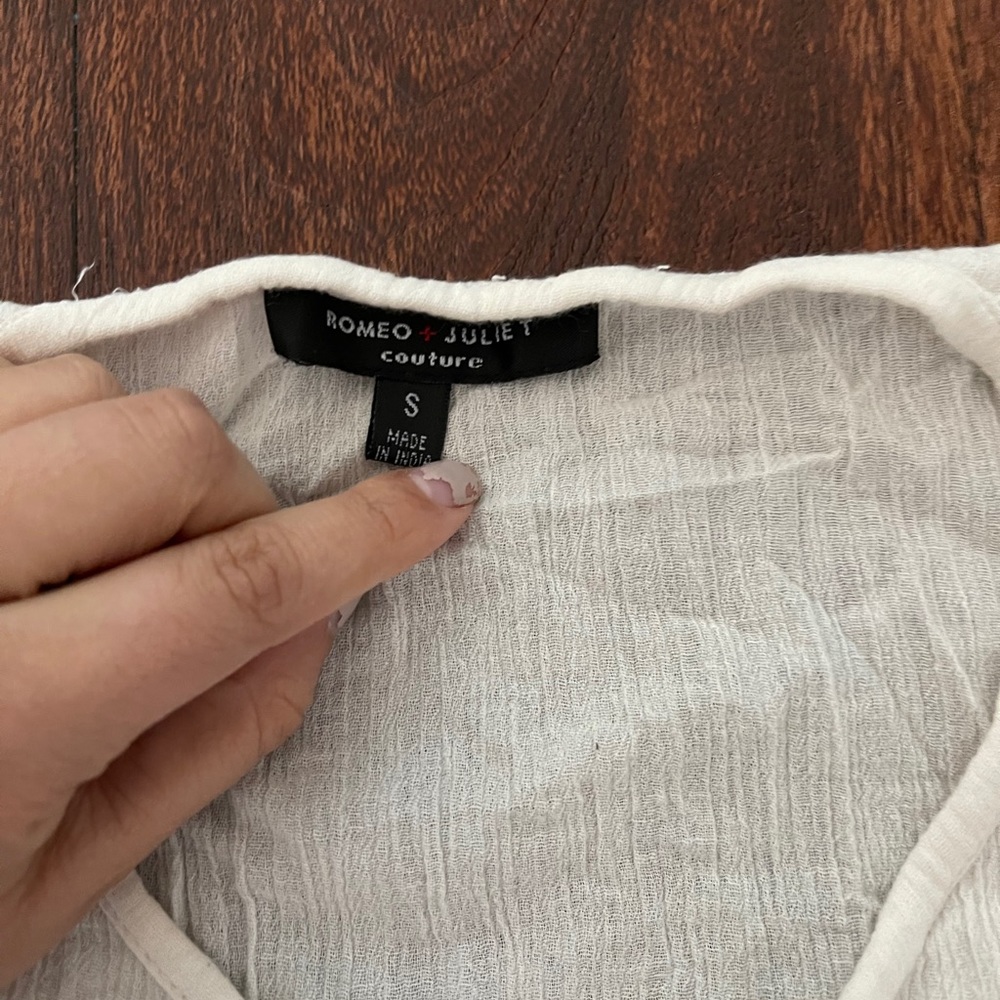 Blouse - Picture 2 of 2